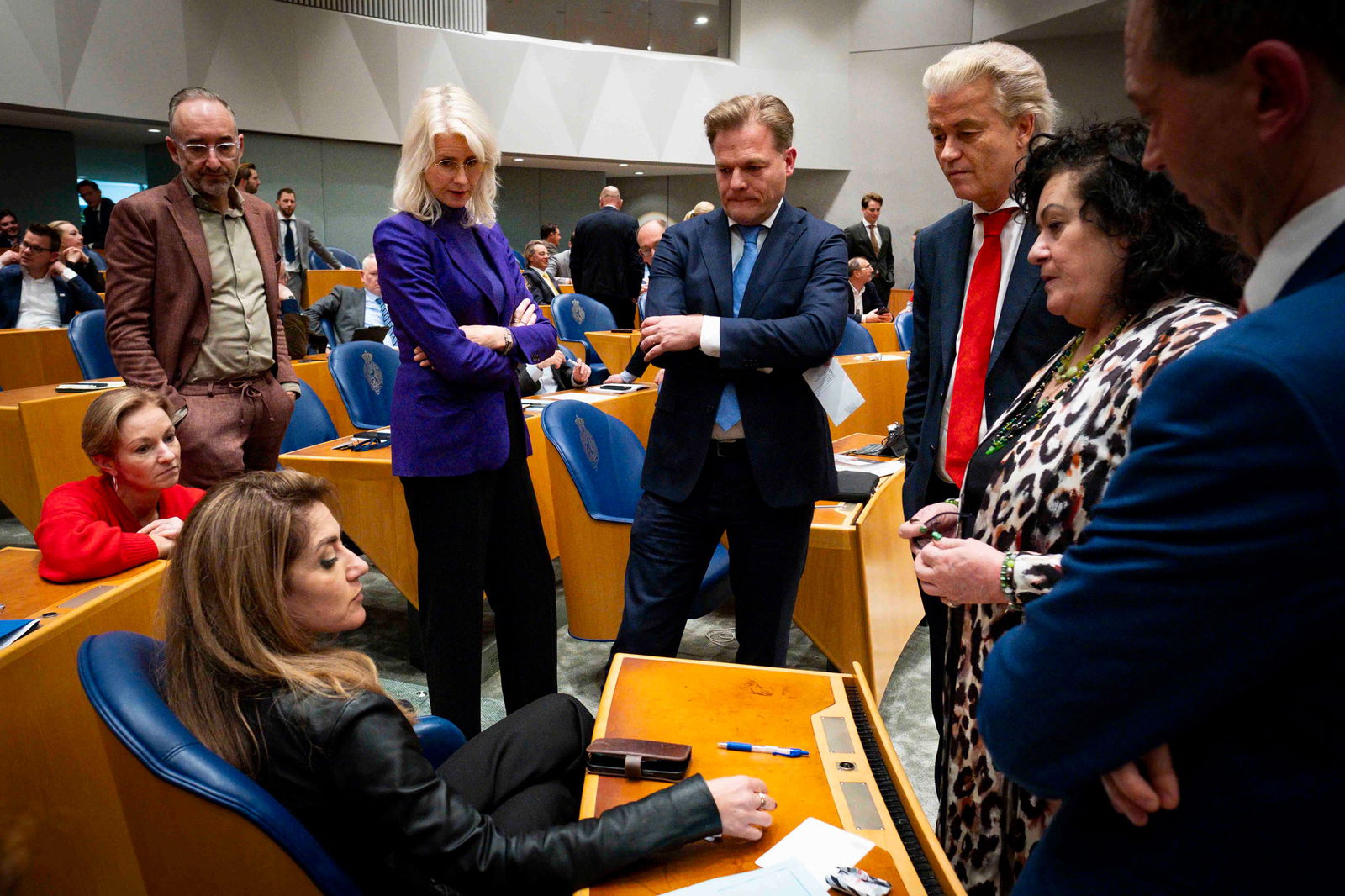 3.-21516-Politiek-e-Motie-spreidingswet-Eerste-Kamer